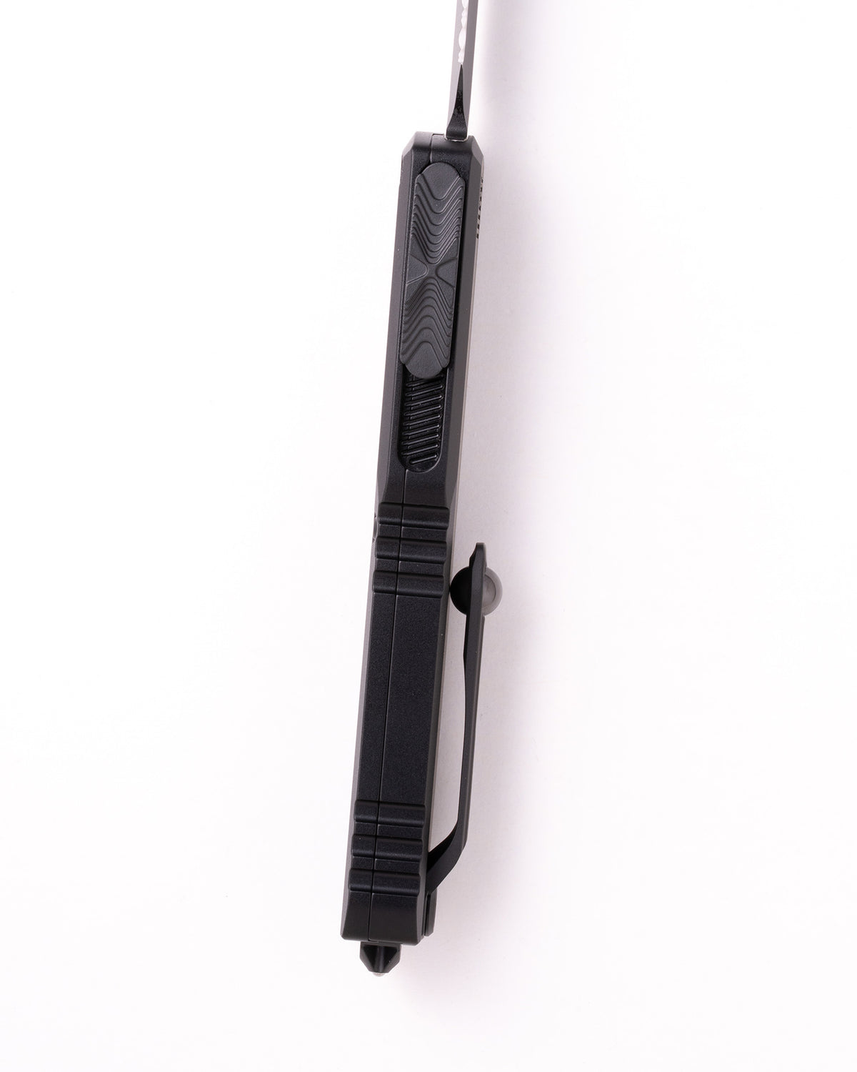 ULTRATECH® GEN IV D/E FULL SERRATED FLAG DEEP ENGRAVED TACTICAL (11224-3T-DFLAG)