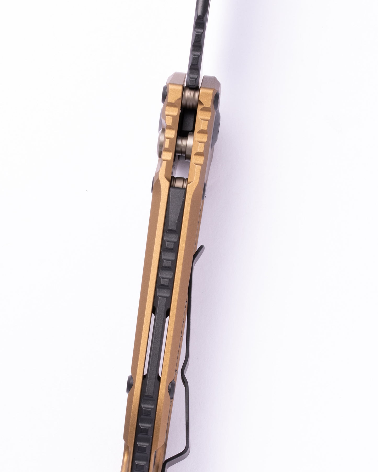 L.U.D.T. BLACK BLADE PART SERR TAN HANDLE (1135-2TA)