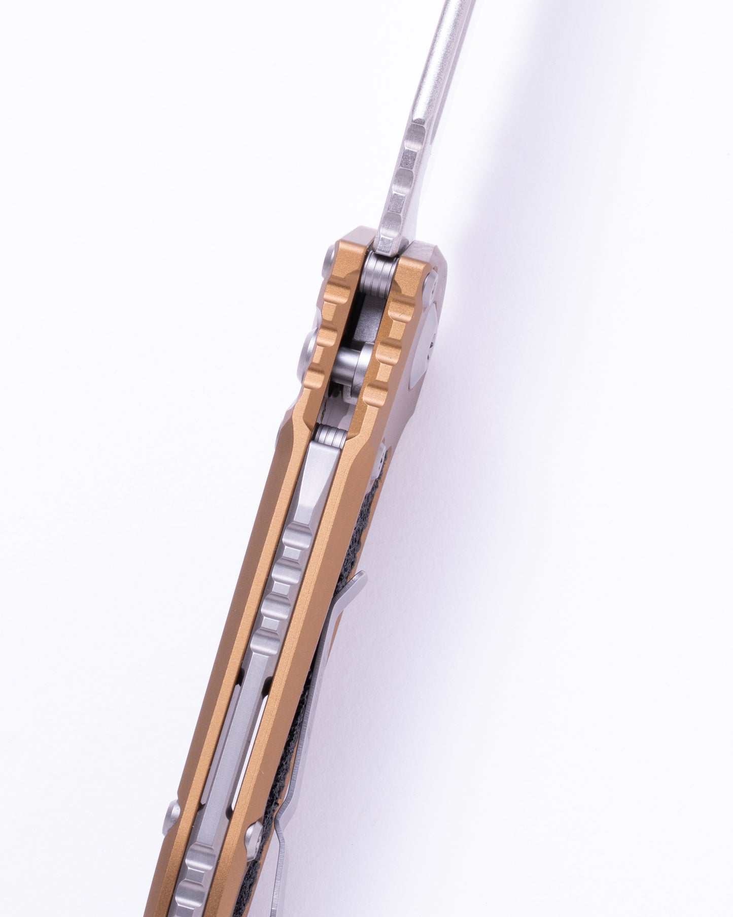 L.U.D.T.® T/E Gen III Tan Stonewash Partial Serrated (1136-11TA)