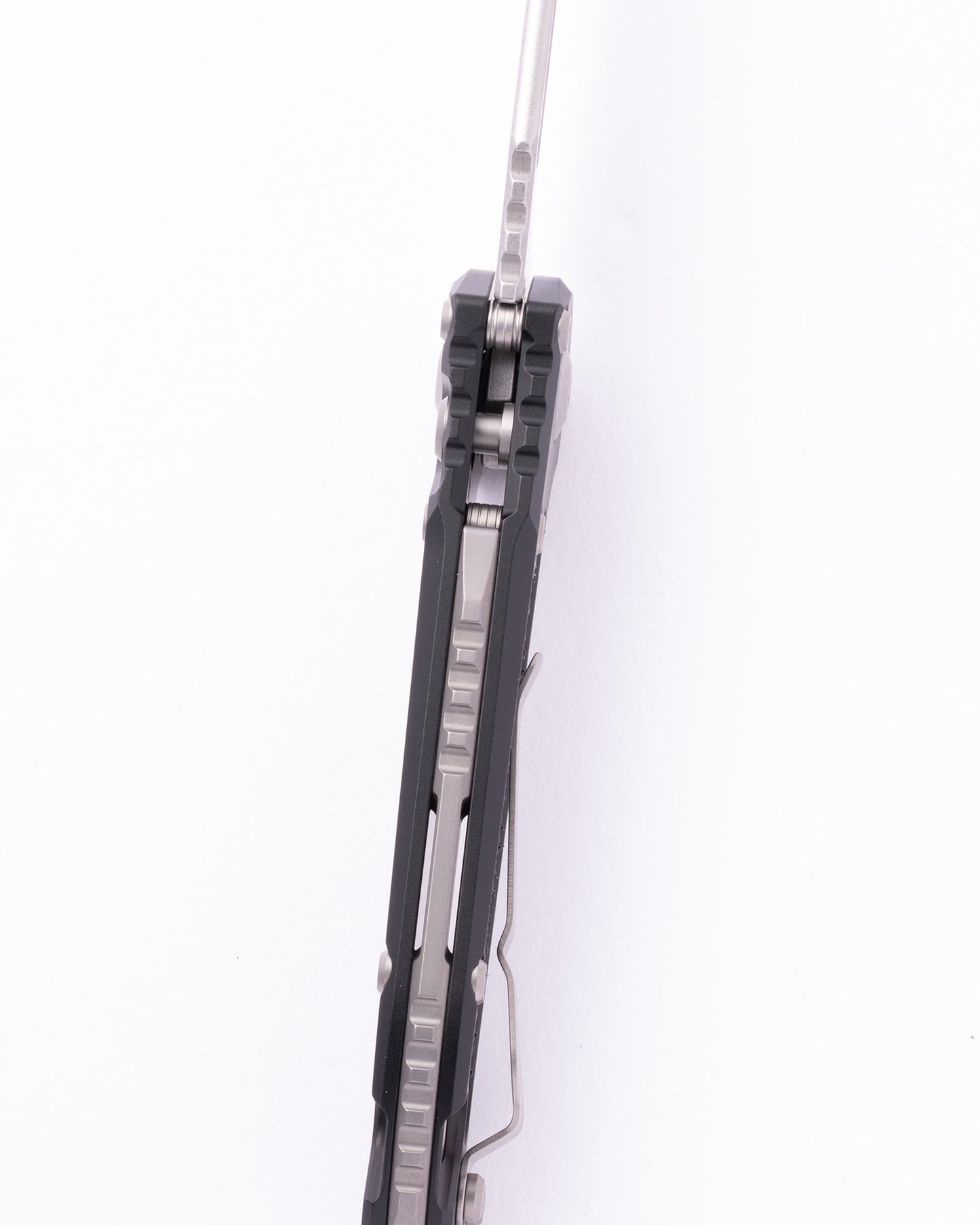 L.U.D.T.® T/E Gen III Stonewash Full Serrated (1136-12)