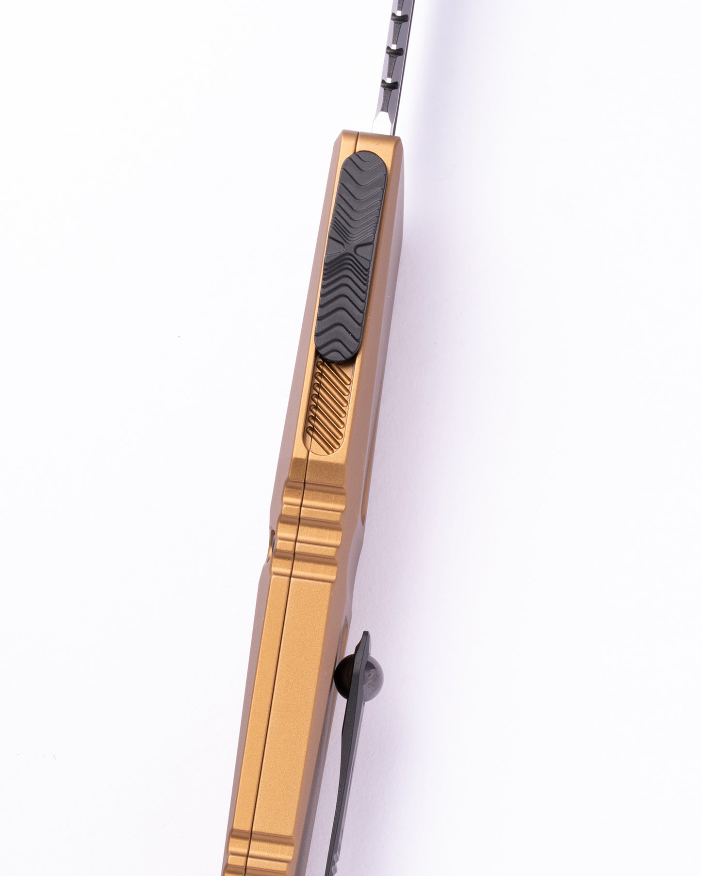 Combat Troodon® Interceptor® Gen III Signature Series Tan Standard (1217-1TAS)