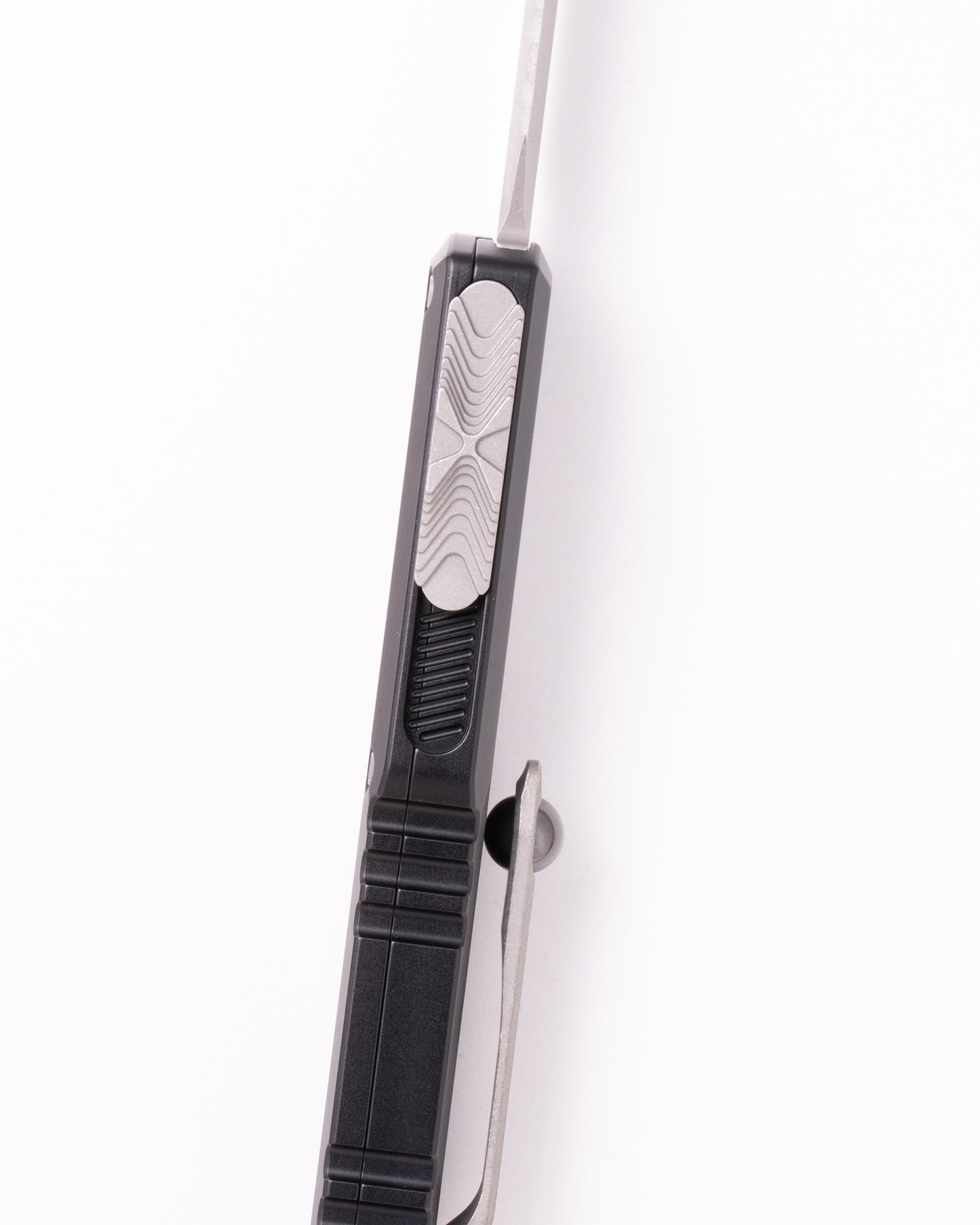 UTX-85 GEN IV D/E APOCALYPTIC FULL SERRATE BLACK (12324-12AP)