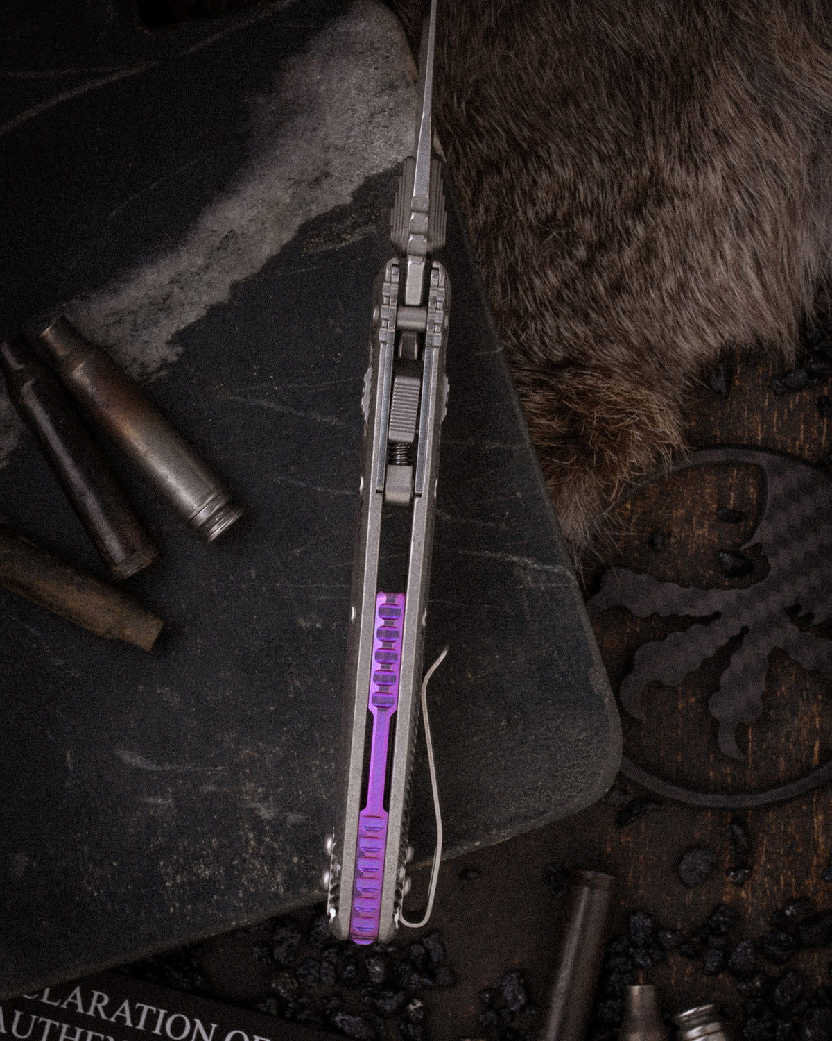 Amphibian® Mini RAM-LOK® MARFIONE SELECT STONEWASH FINISH STONEWASH FINISH FLUTED TITANIUM WITH PURPLE TITANIUM ACCENT DOUBLE VAPOR BLAST STAINLESS (137MRL-10FLMS3)