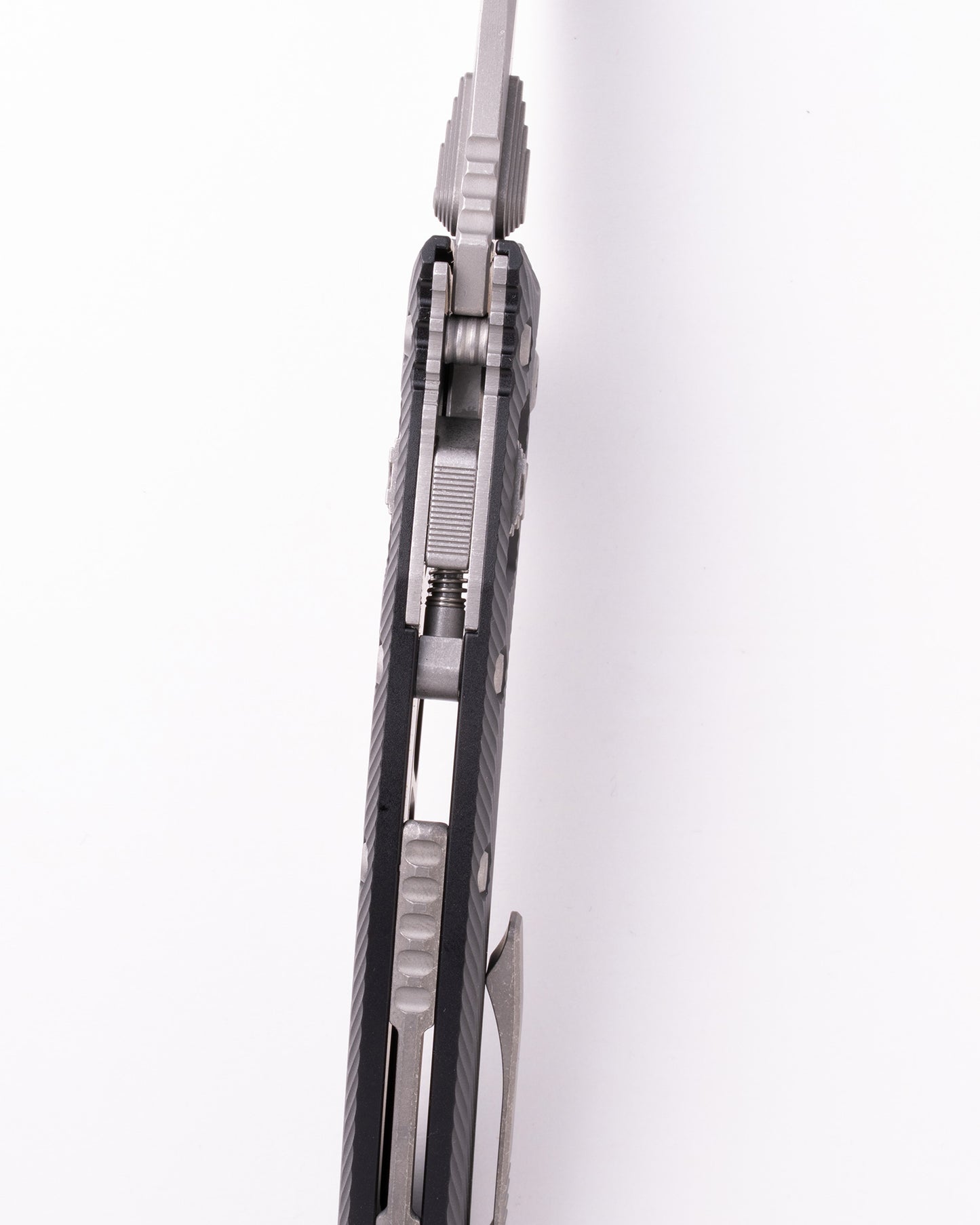 Amphibian® RAM-LOK™ Apocalyptic® Standard Fluted Aluminum (137RL-10APFL)