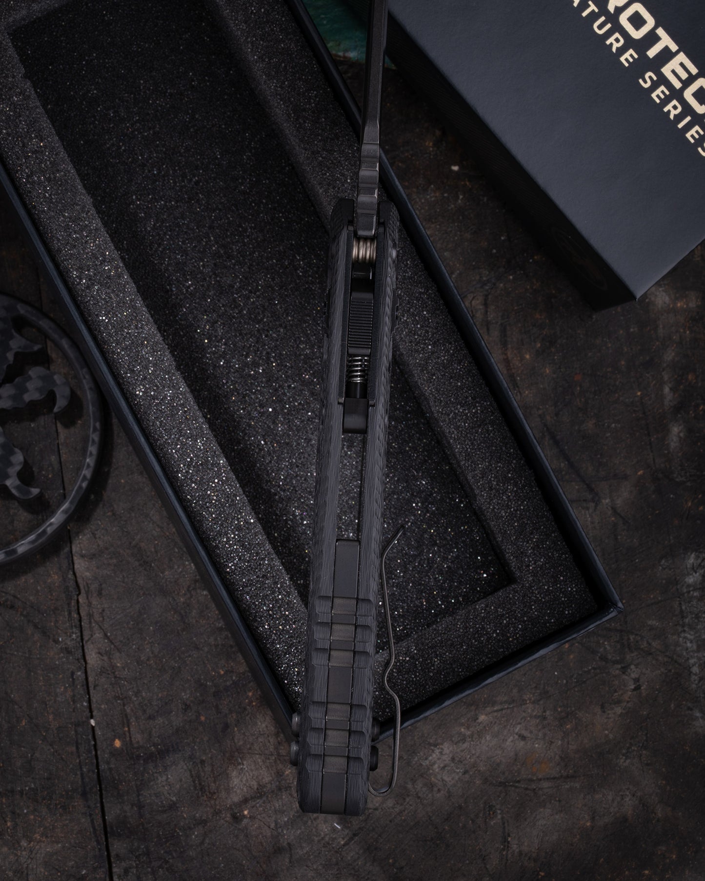 MSI™ RAM-LOK™ Standard DLC Fluted Carbon Fiber Scales (210-1DLCTFLCFS)