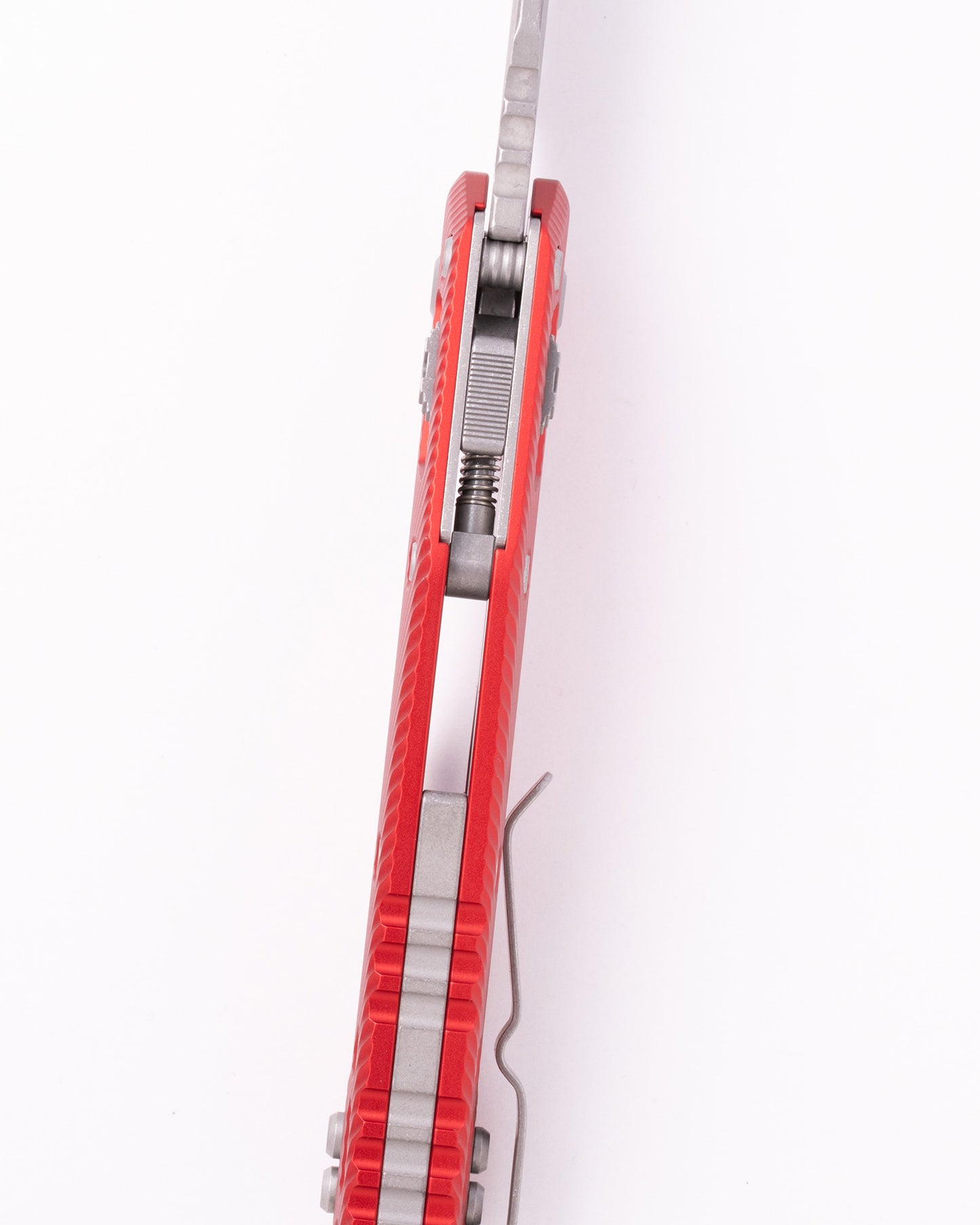 MSI® S/E Apocalyptic® Full Serrate Fluted Aluminum Red (210-12APFLRD)