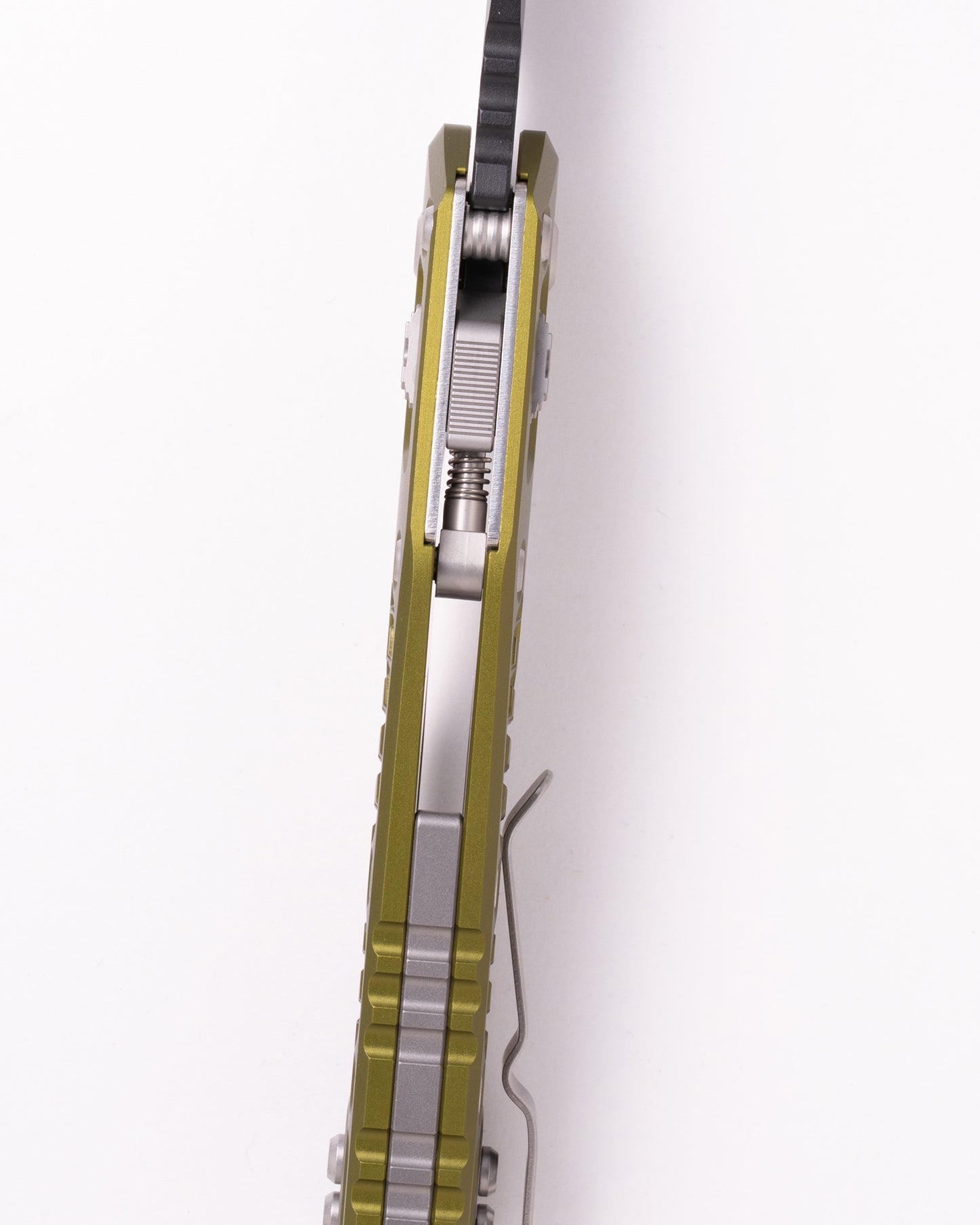 MSI® S/E BLACK FULL SERRATE ALUMINIUM FRAG OFD GREEN (210-3FROD)