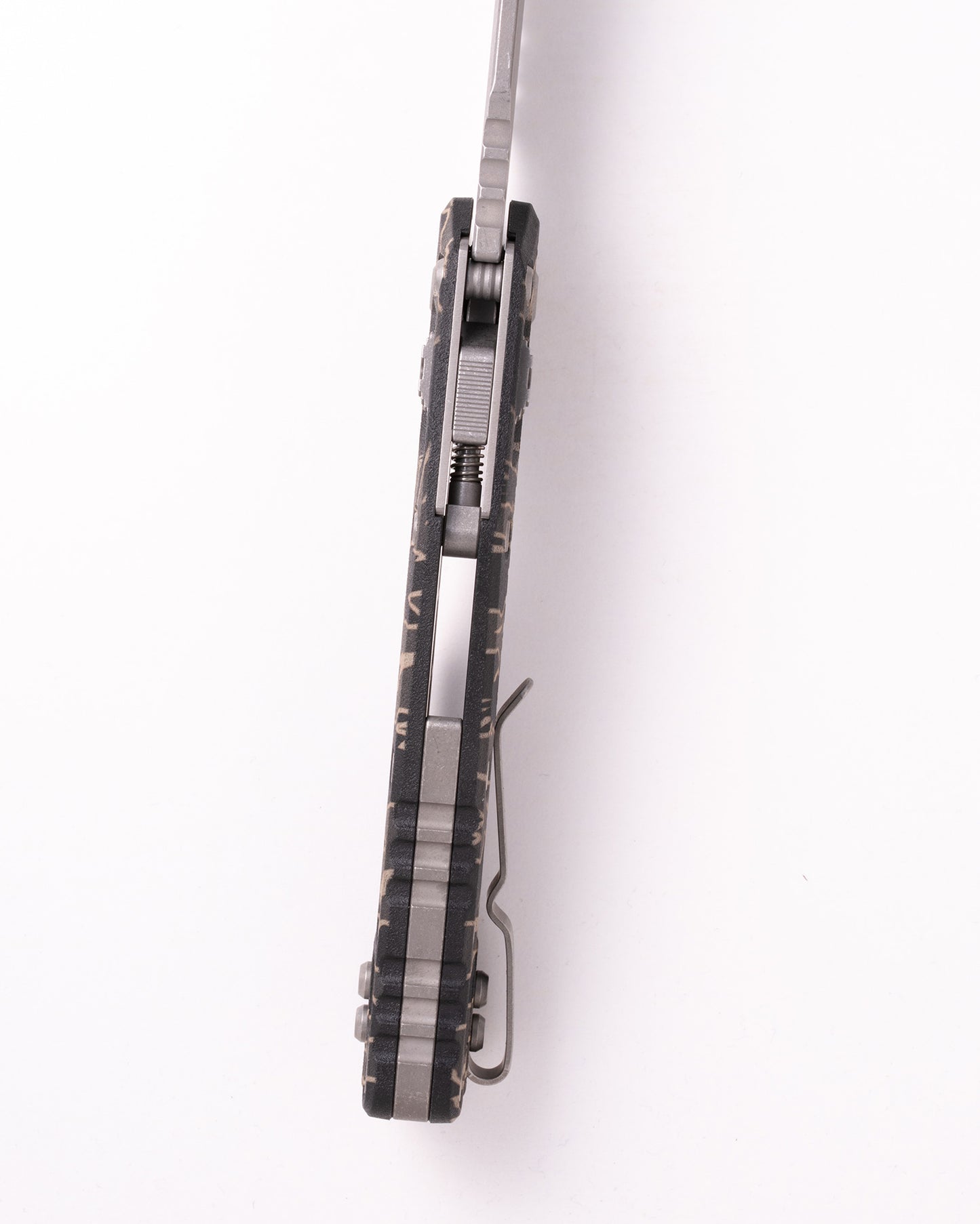 MSI® S/E APOCALYPTIC® PARTIAL SERRATED POLYMER TIGER STRIPE CAMO (210T-11APPMTSC)