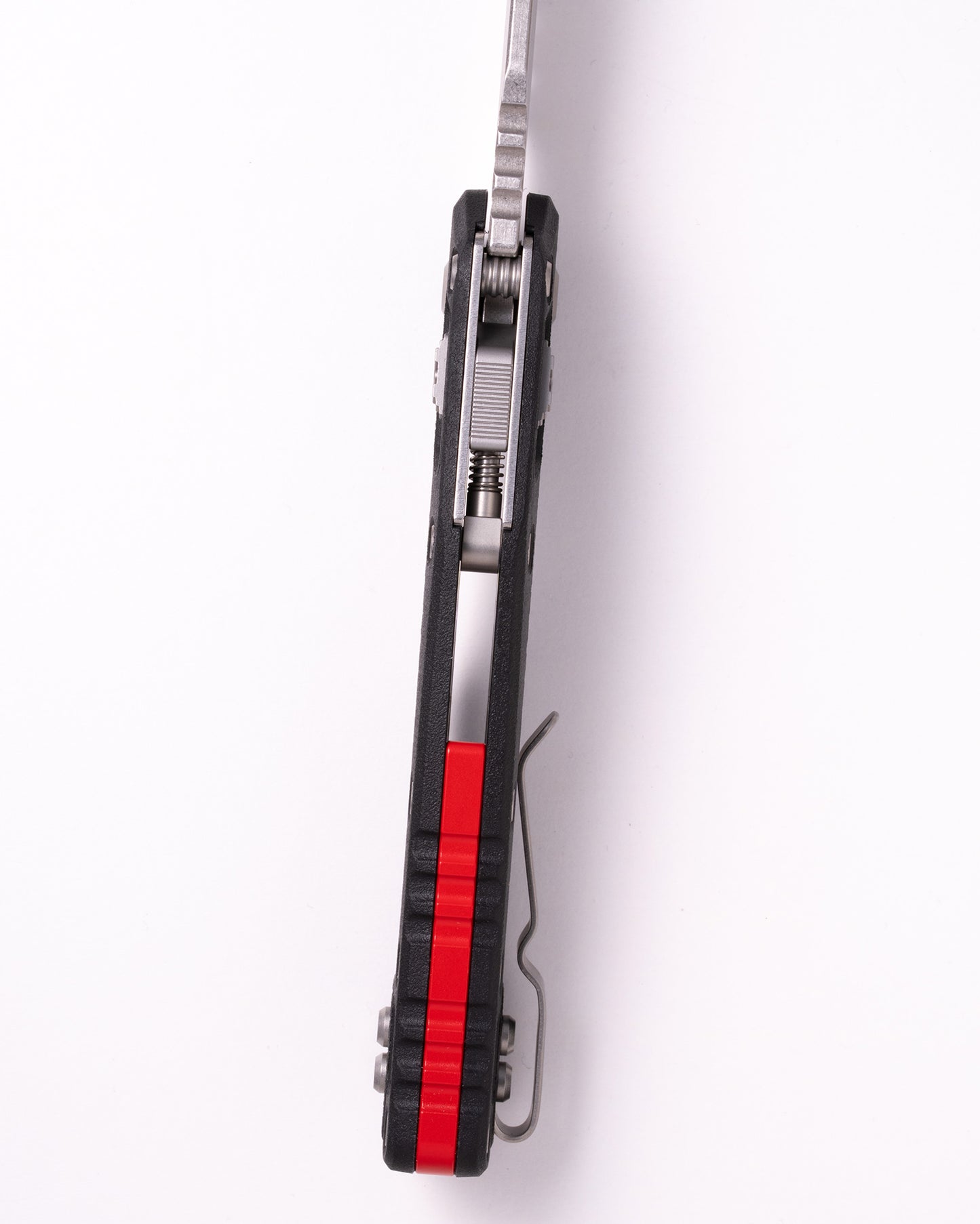 MSI S/E STONEWASHED PART SERRATE TRI-GRIP POLYMER RED BACKSTRAP (210T-11PMBK-A5)
