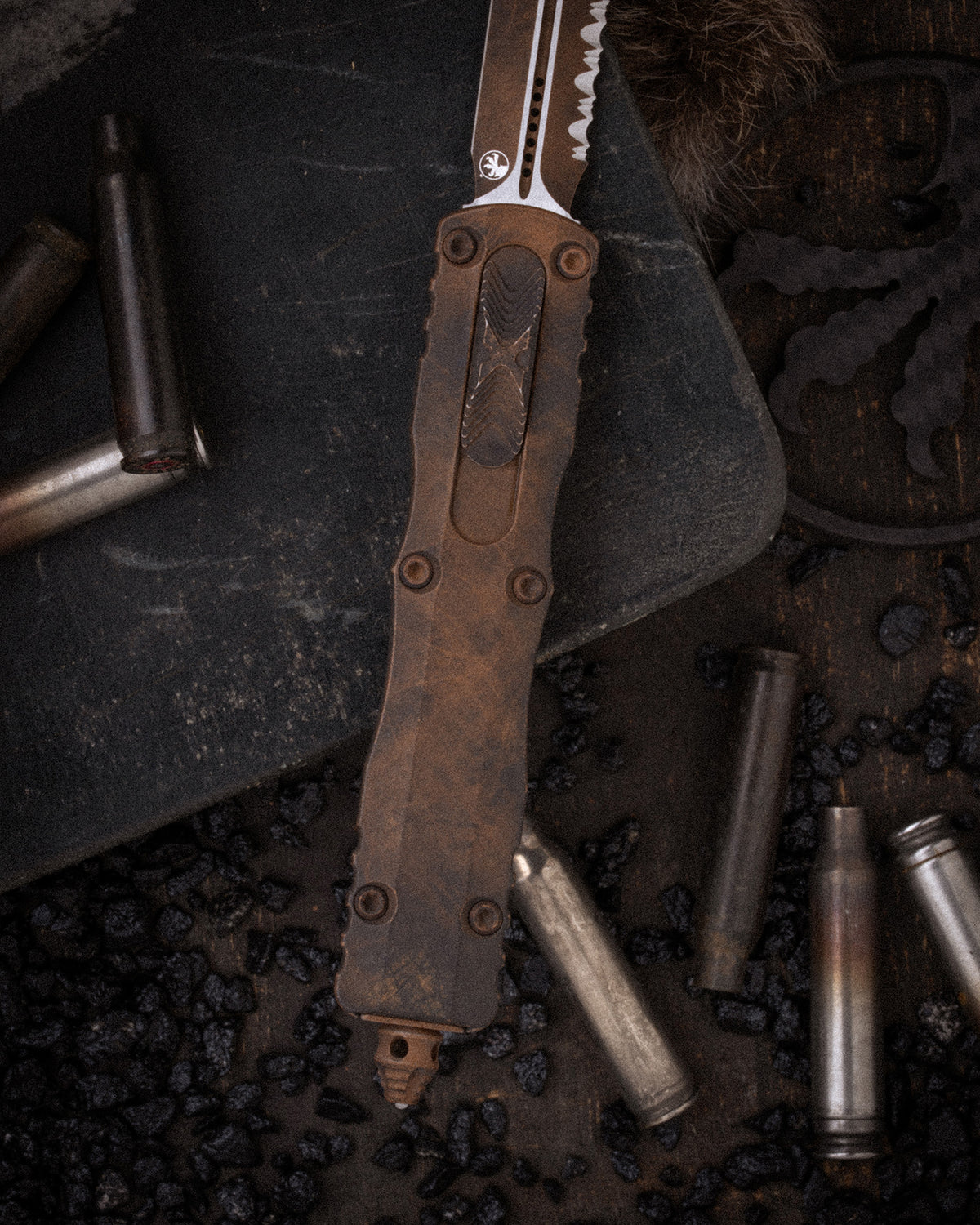 DIRAC® D/E FULL SERRATED SIGNATURE SERIES PLAGUE OUTBREAK (225-3PLOBS)