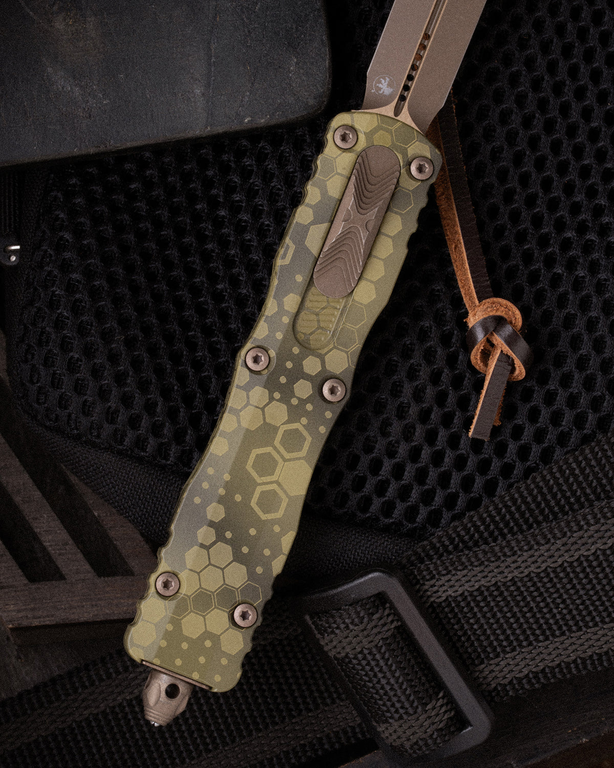 DIRAC® DELTA Apocalyptic® Signature Series Bazooka Hex Camo Bronzed (227-13APBOHXCS)