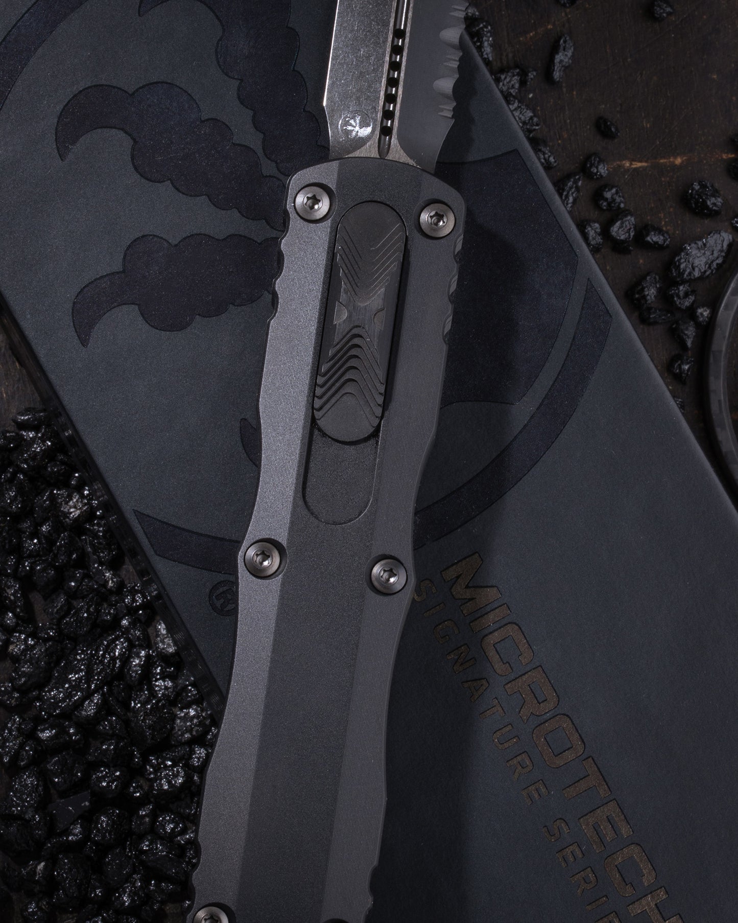 DIRAC DELTA D/E FULL SERRATE DLC SHADOW SIGNATURE SERIES (227-3DLCTSH)