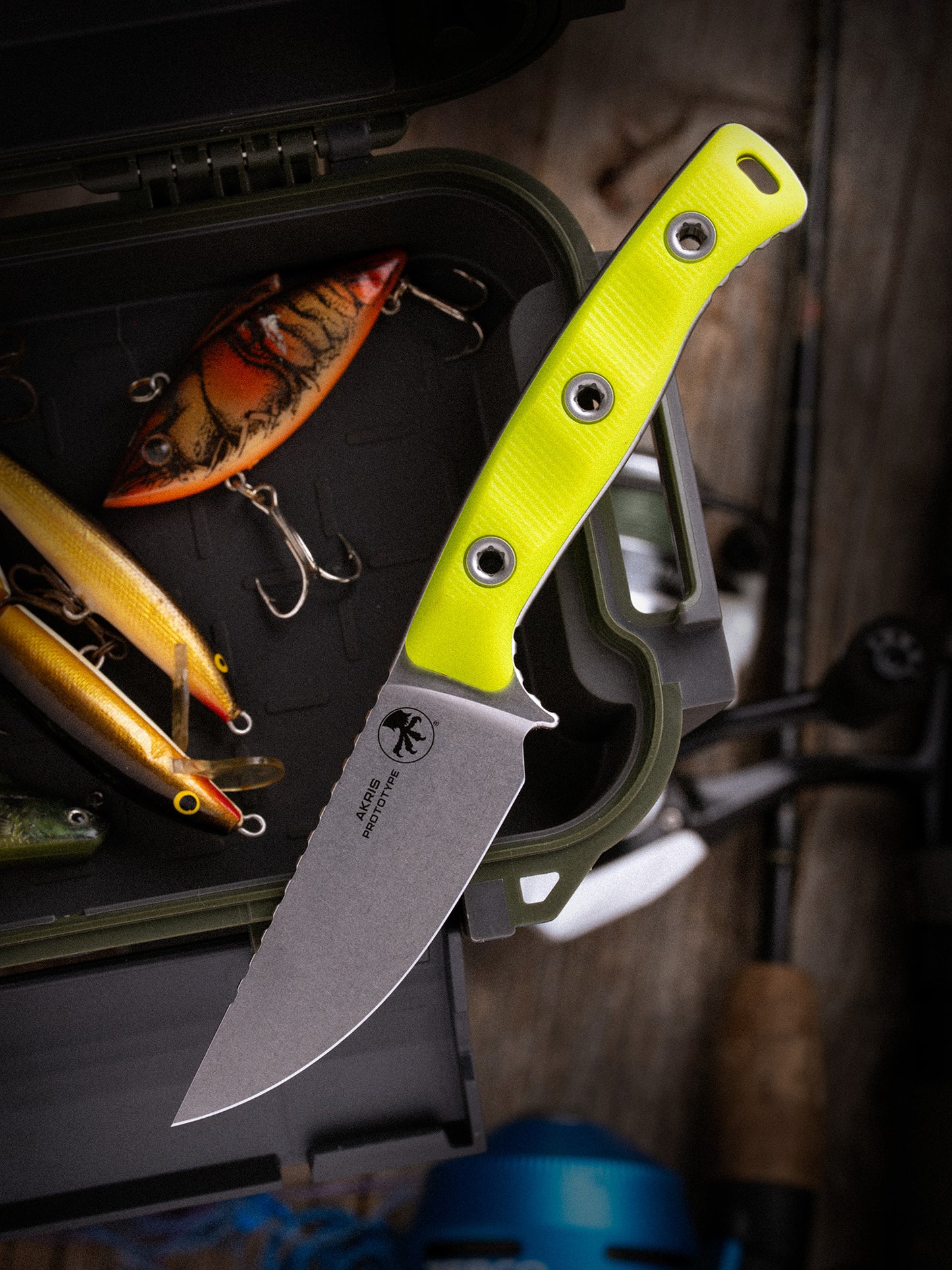 Akris Stonewash Standard G-10 High Visibility with Dark Chocolate Leather Sheath (95-10HV-1)