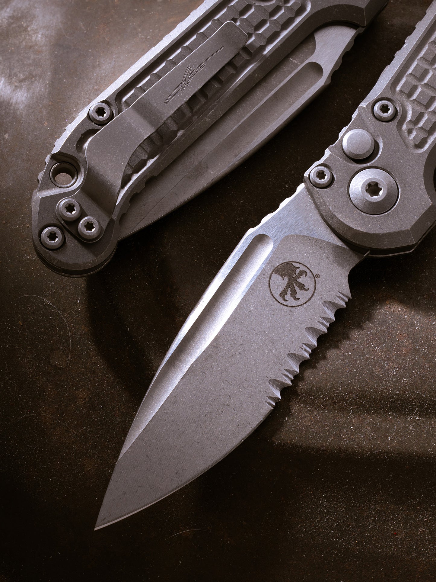 LUDT CLIP POINT MARFIONE SELECT APOCALYPTIC FRAG TITANIUM W/ APOCALYPTIC TITANIUM ACCENT HARDWARE PART SERRATE