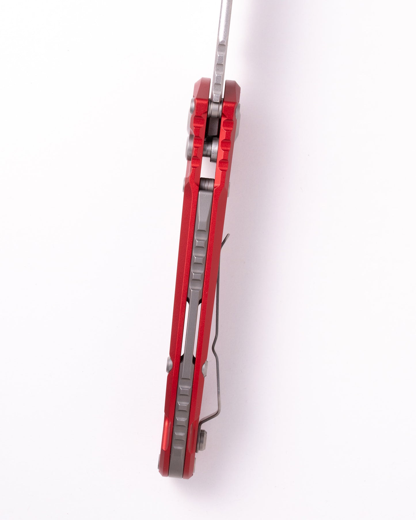 LUDT T/E Generation III Stonewash Red Partially Serrated (1136-11RD)