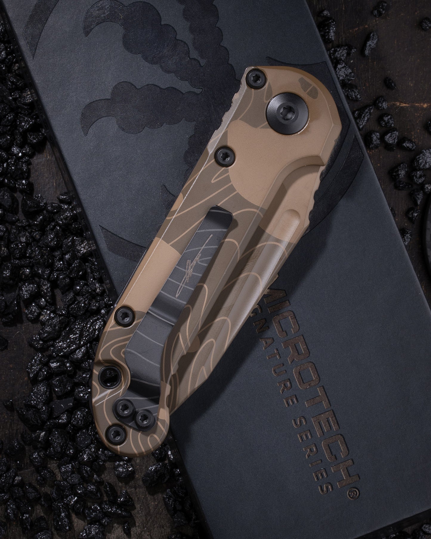 L.U.D.T T/E GEN III SIGNATURE SERIES SMOOTH HANDLE TOPOGRAPHIC BADLANDS CAMO STANDARD (1136S-1TPBNCS-Z4)