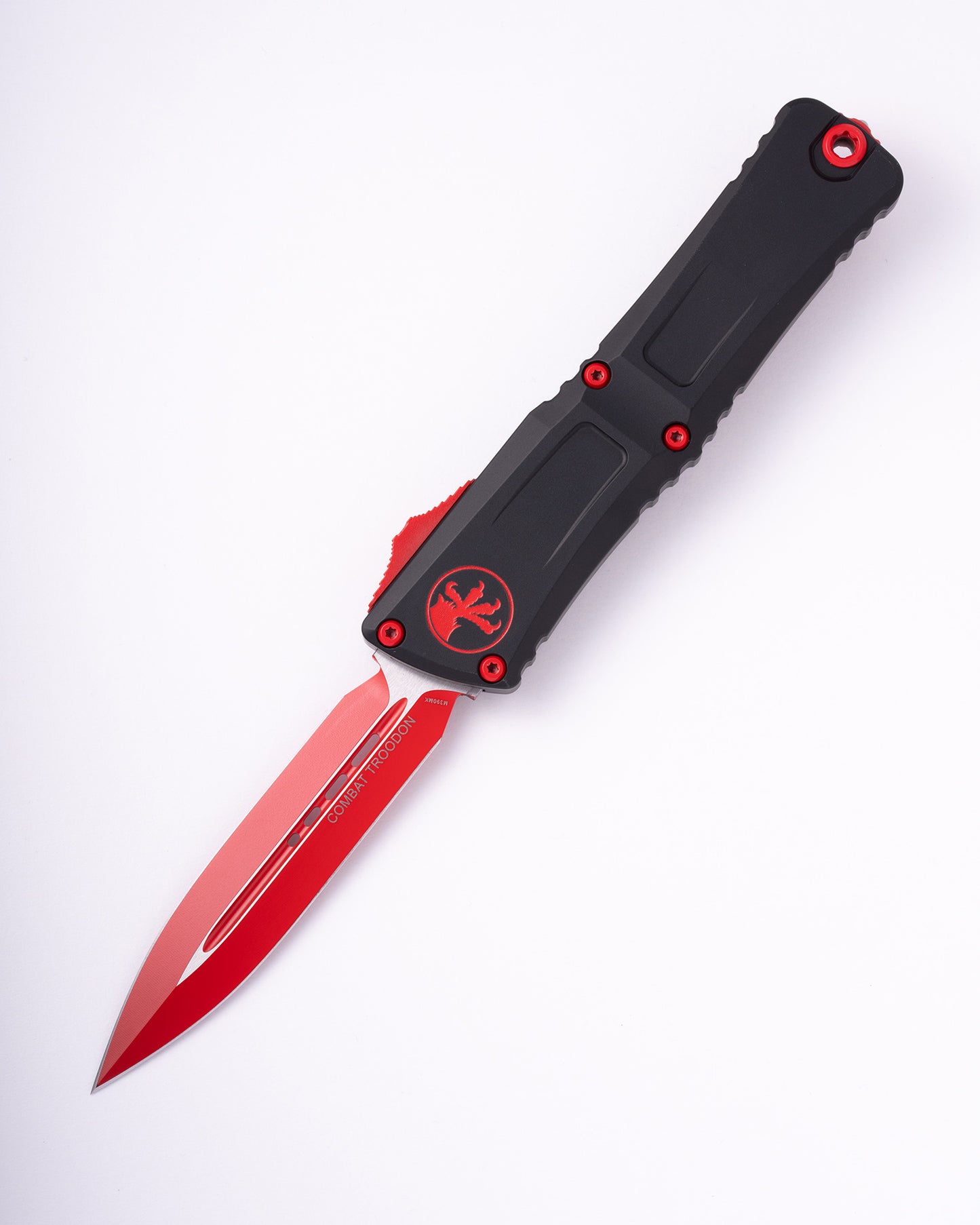 Combat Troodon® D/E Gen III Red Standard Red Claw Black Chassis (1142-1RDSK)