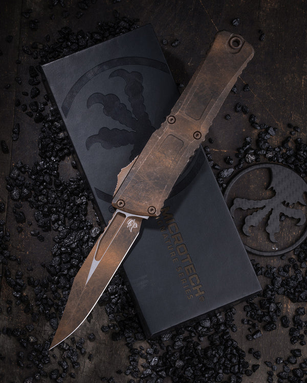 Combat Troodon Bowie Gen III Plague Outbreak Standard (1146-1PLOBS)
