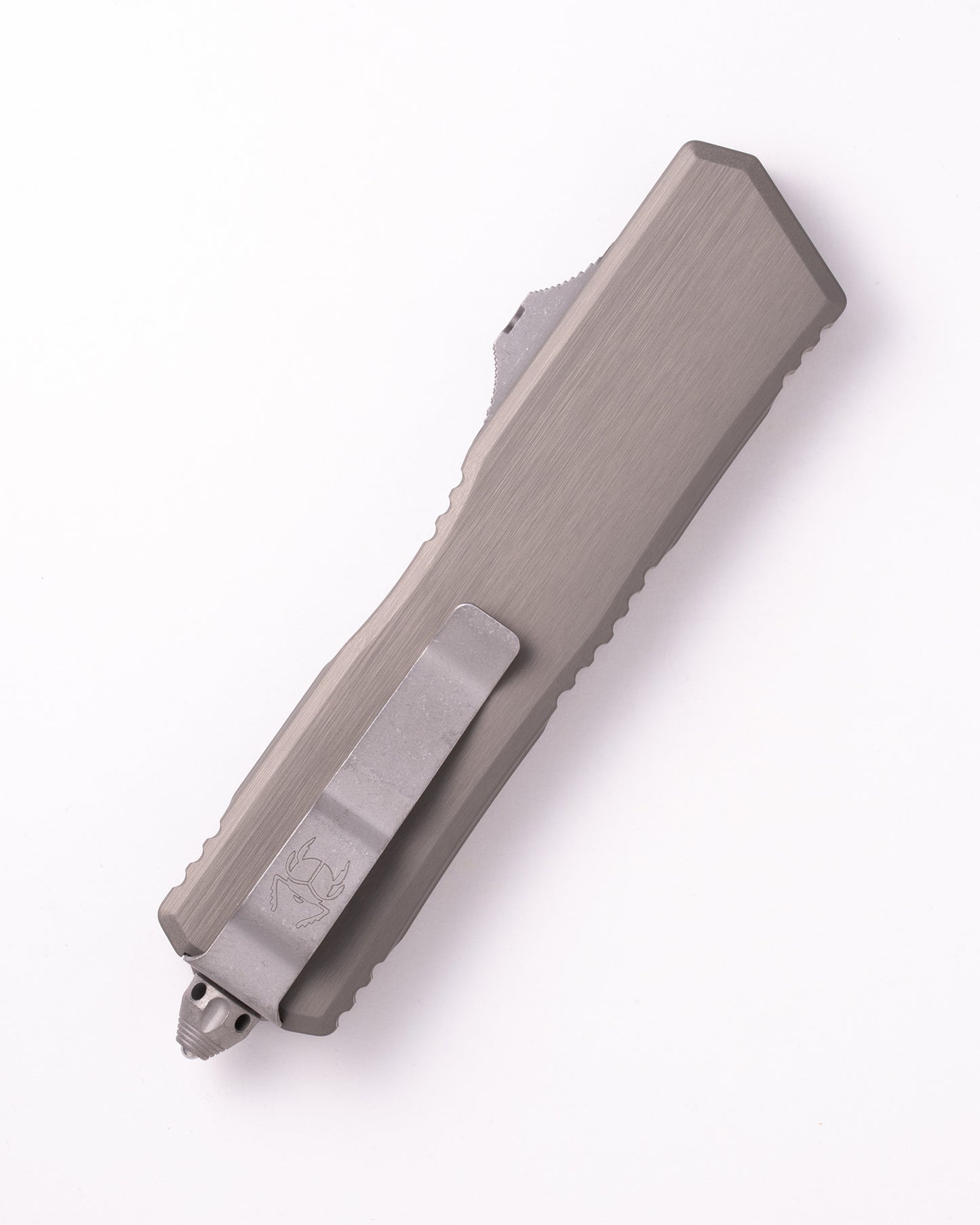 Scarab® II Gen III Executive T/E Apocalyptic® Full Serrate Natural Clear (1177-12APNC)