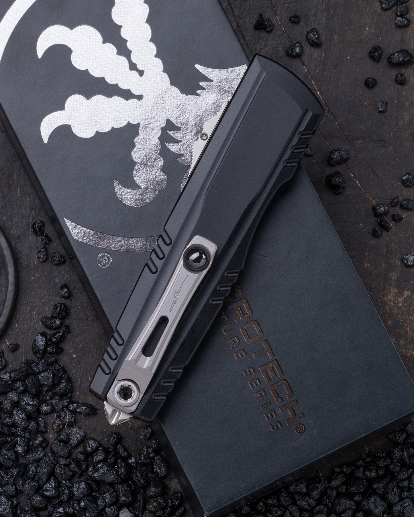 LUMINARY D/E STONEWASH FULL SERRATE BLACK SIGANTURE SERIES (1270-12S)