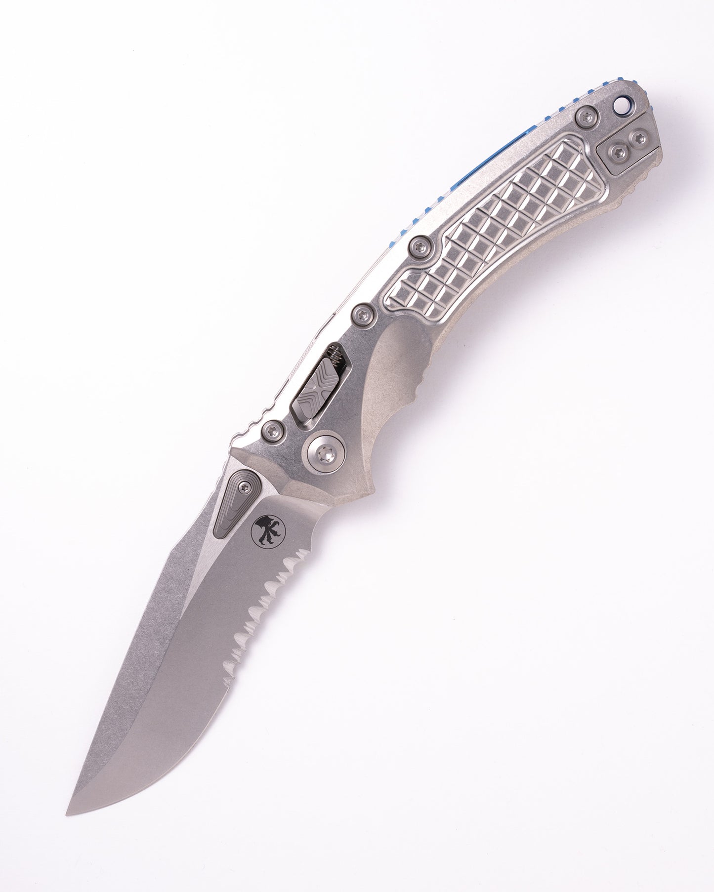 Amphibian® - RAM-LOK™ PARTIAL SERRATED MARFIONE SELECT STONEWASH FINISH STONEWASH FINISH FRAG PATTERN TITANIUM W/BLUE TITANIUM ACCENT DOUBLE VAPOR BLAST STAINLESS (137RL-11FRMS2)