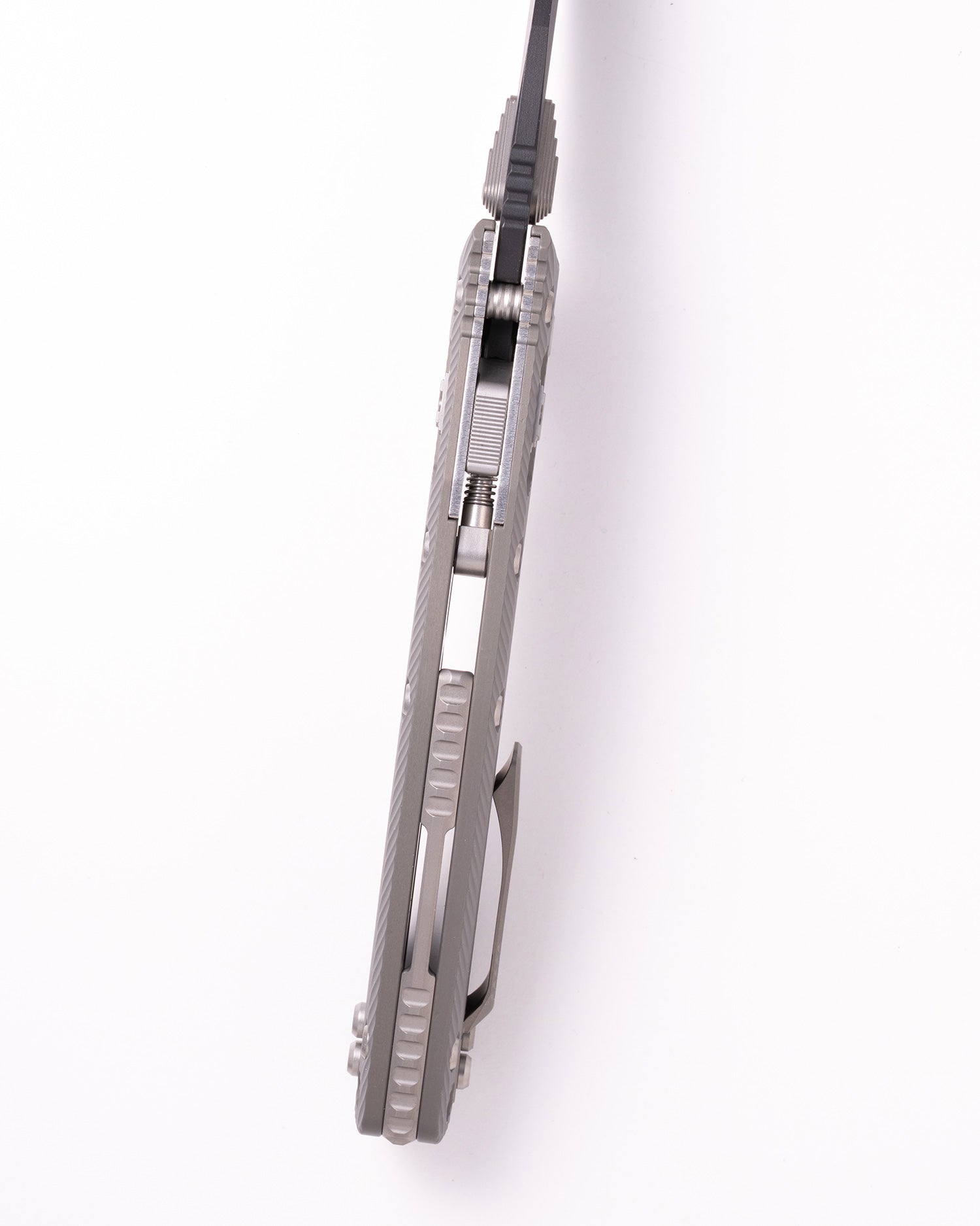 Amphibian® - RAM-LOK™ S/E Black Standard Fluted Natural Clear