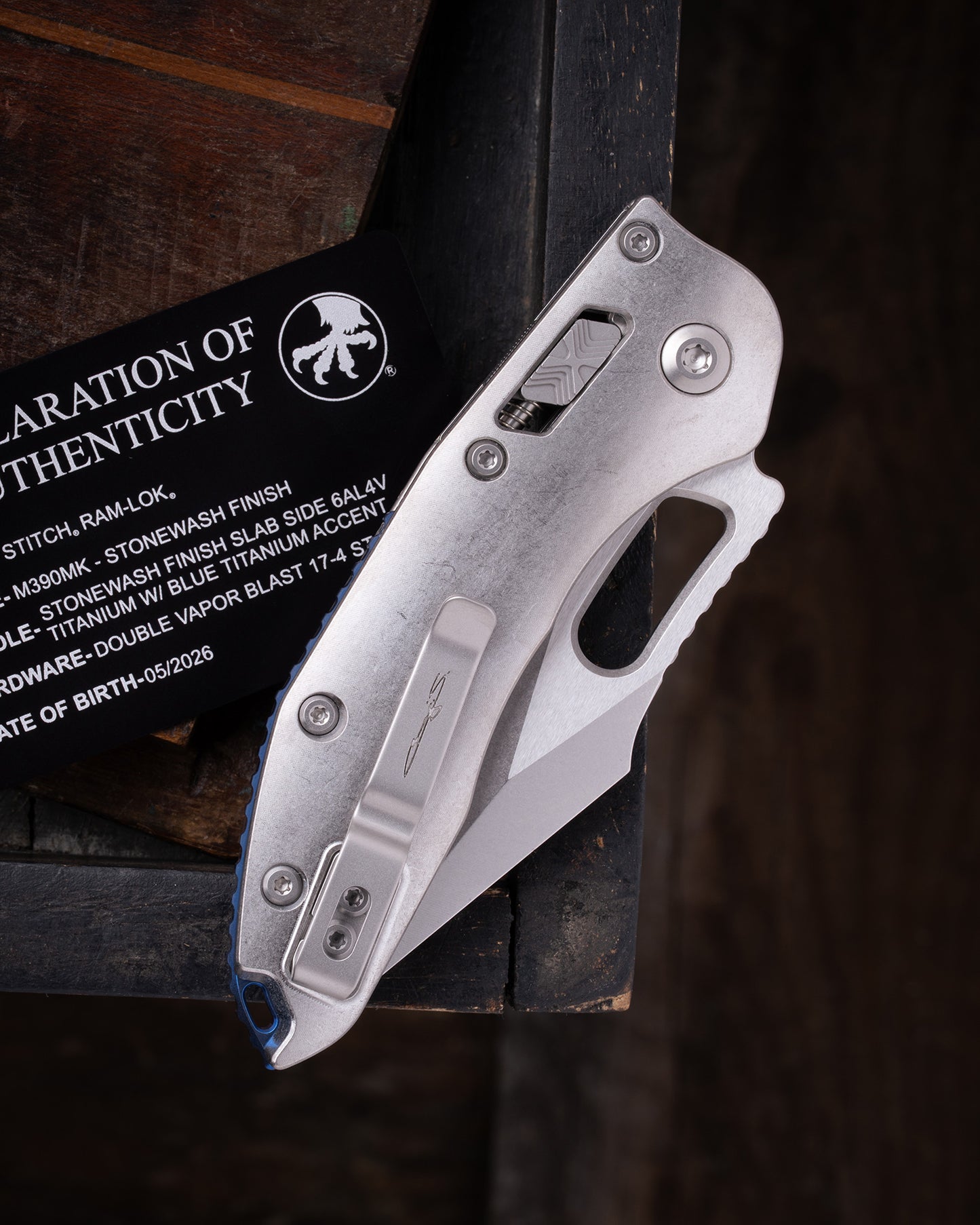 STITCH RAM-LOK® MARFIONE SELECT STONEWASH FINISH STONEWASH FINISH SLAB SIDE TITANIUM W/ BLUE TITANIUM ACCENT DOUBLE VAPOR BLAST STAINLESS (169RL-10MS2)