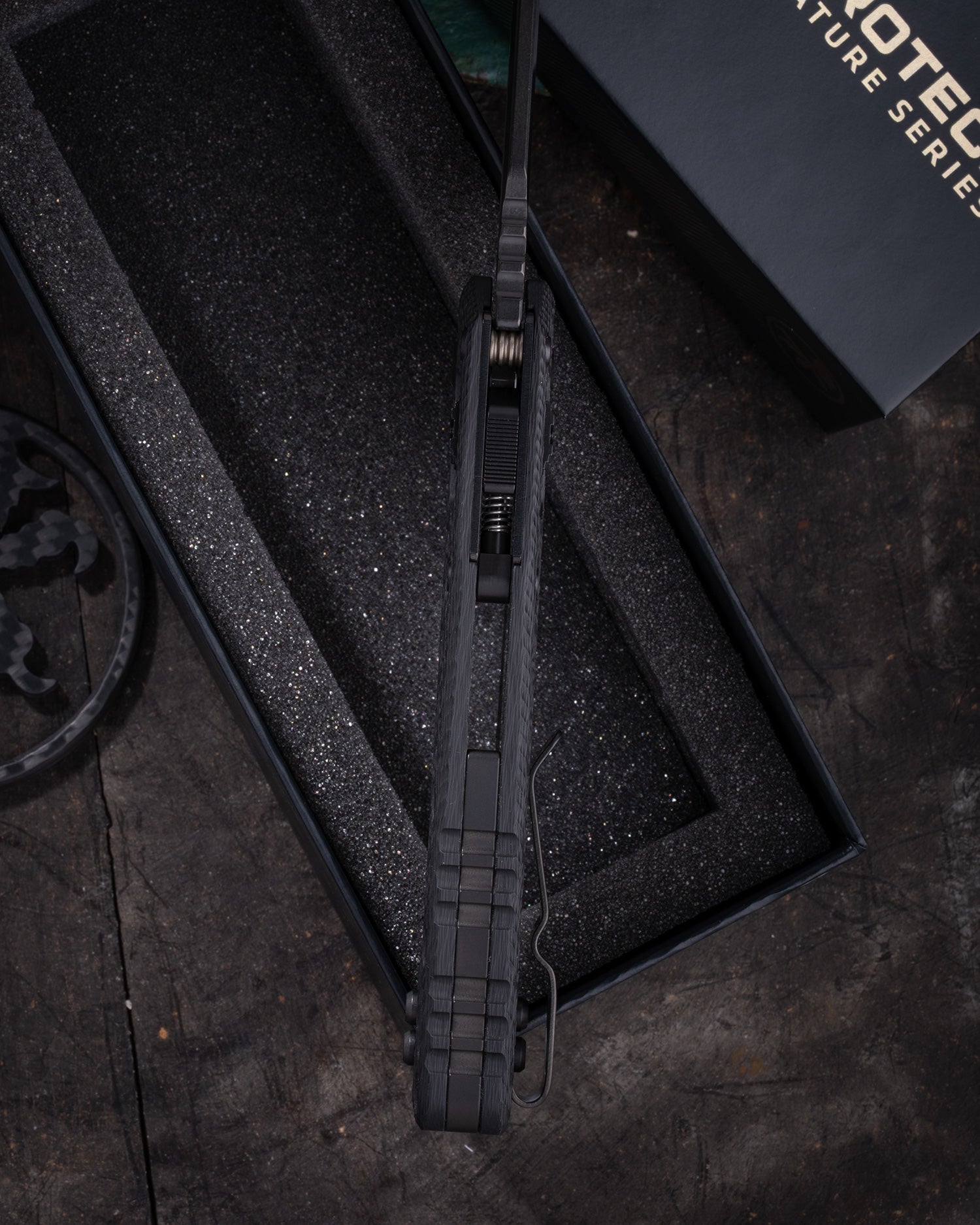 MSI™ RAM-LOK™ Standard DLC Fluted Carbon Fiber Scales (210