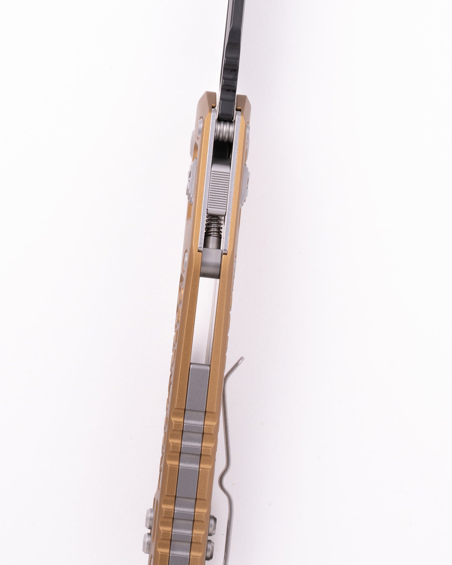 MSI® S/E BLACK FULL SERRATE ALUMINIUM FRAG TAN (210-2FRTA)