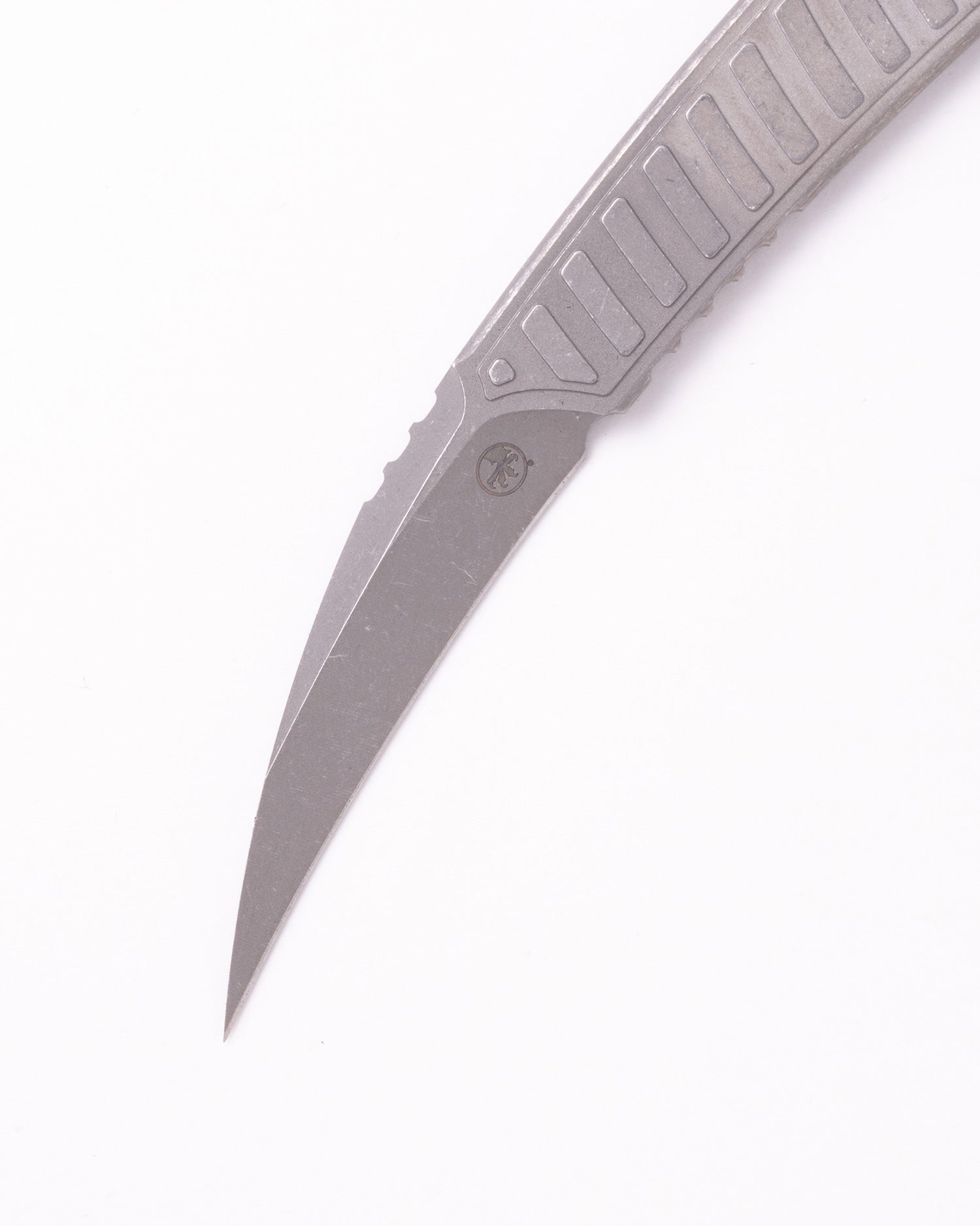 Feather Apocalyptic Standard (215-10APS) – MTK Inc.