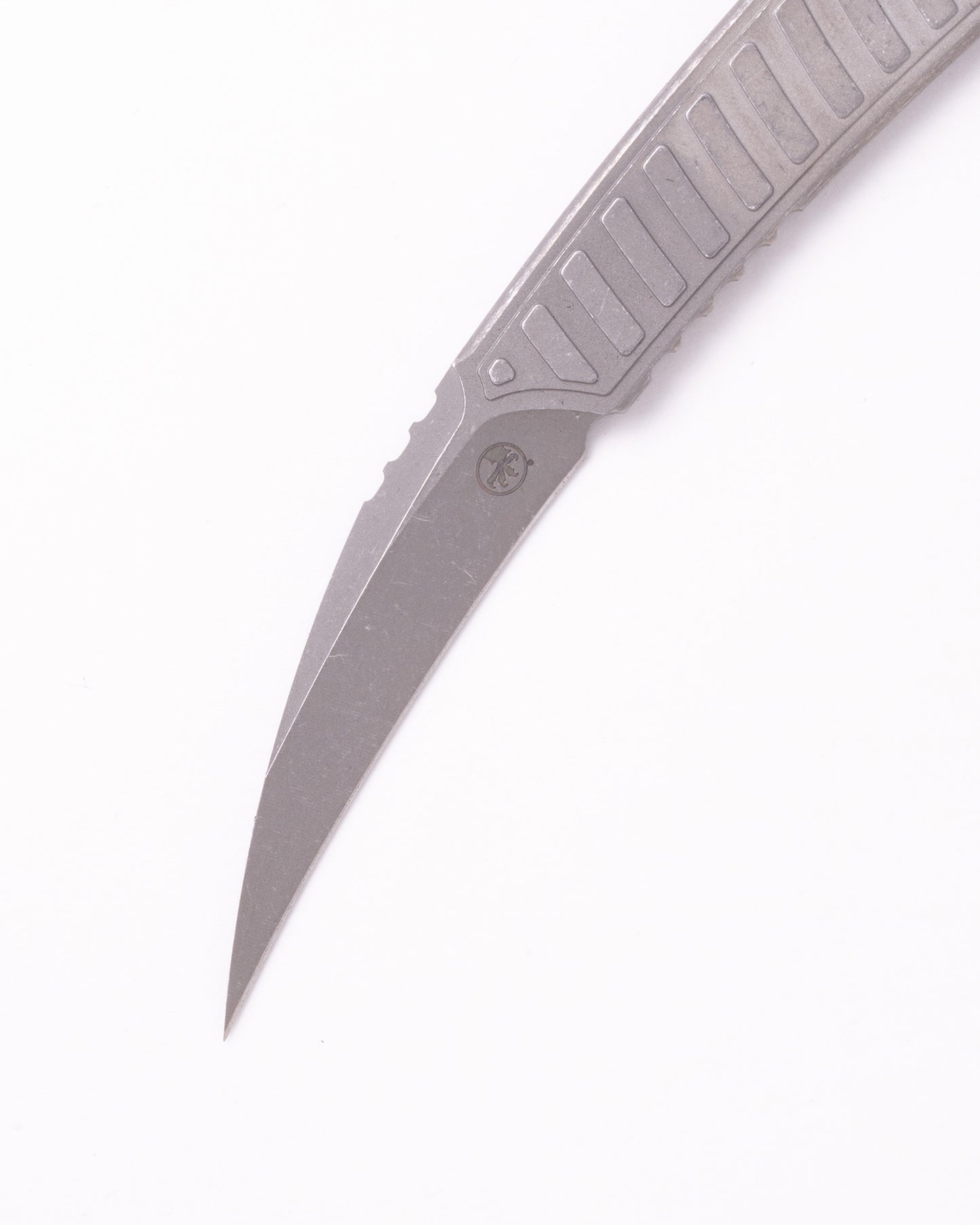 Feather Apocalyptic Standard (215-10APS)