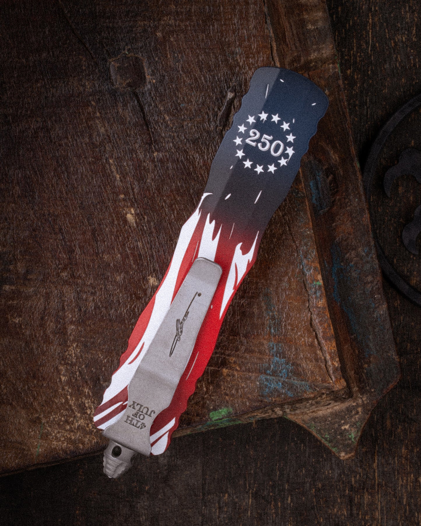 DIRAC® D/E SIGNATURE SERIES APOCALYPTIC® 250TH ANNIVERSARY 4TH OF JULY (225-10APS-4J250)