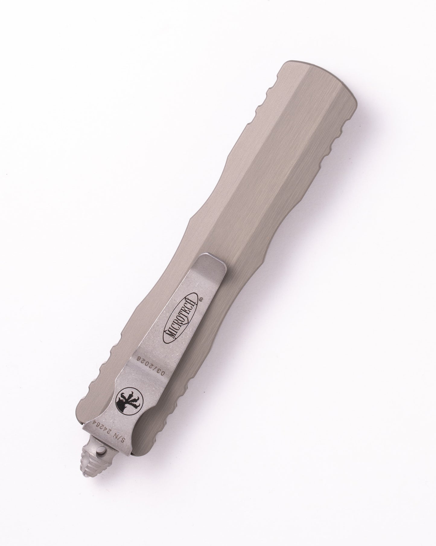 Dirac® D/E Apocalyptic Full Serrate (225-12APNC)