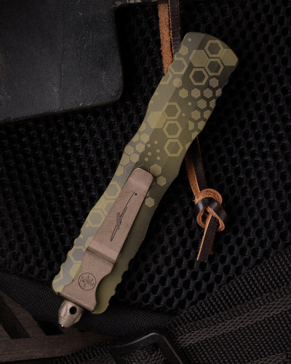 DIRAC® DELTA Apocalyptic® Signature Series Bazooka Hex Camo Bronzed (227-13APBOHXCS)