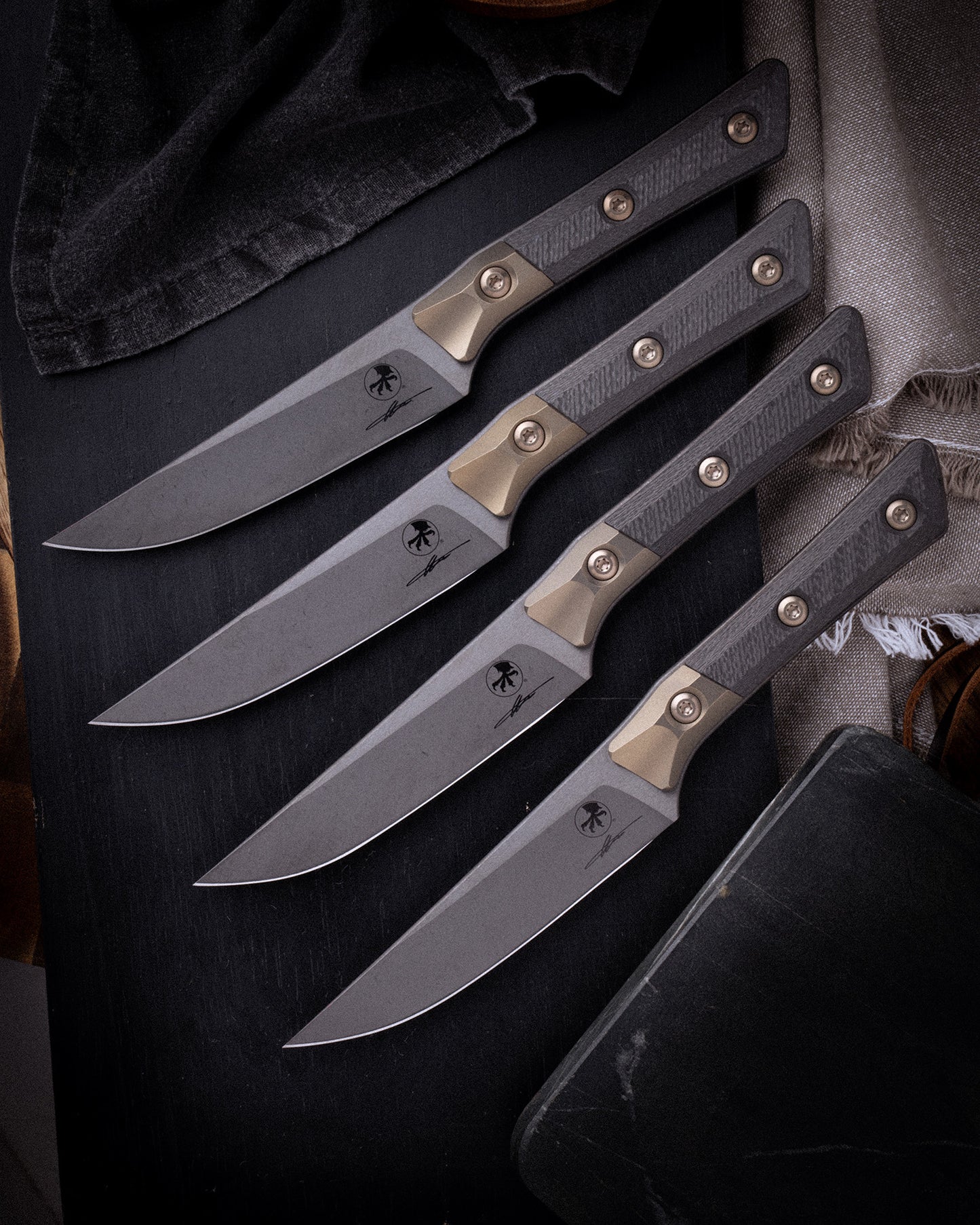 Steak Knife Set DLC Standard Titanium Bolster Carbon Fiber Signature Series (3600B-1SETDLCCFS)
