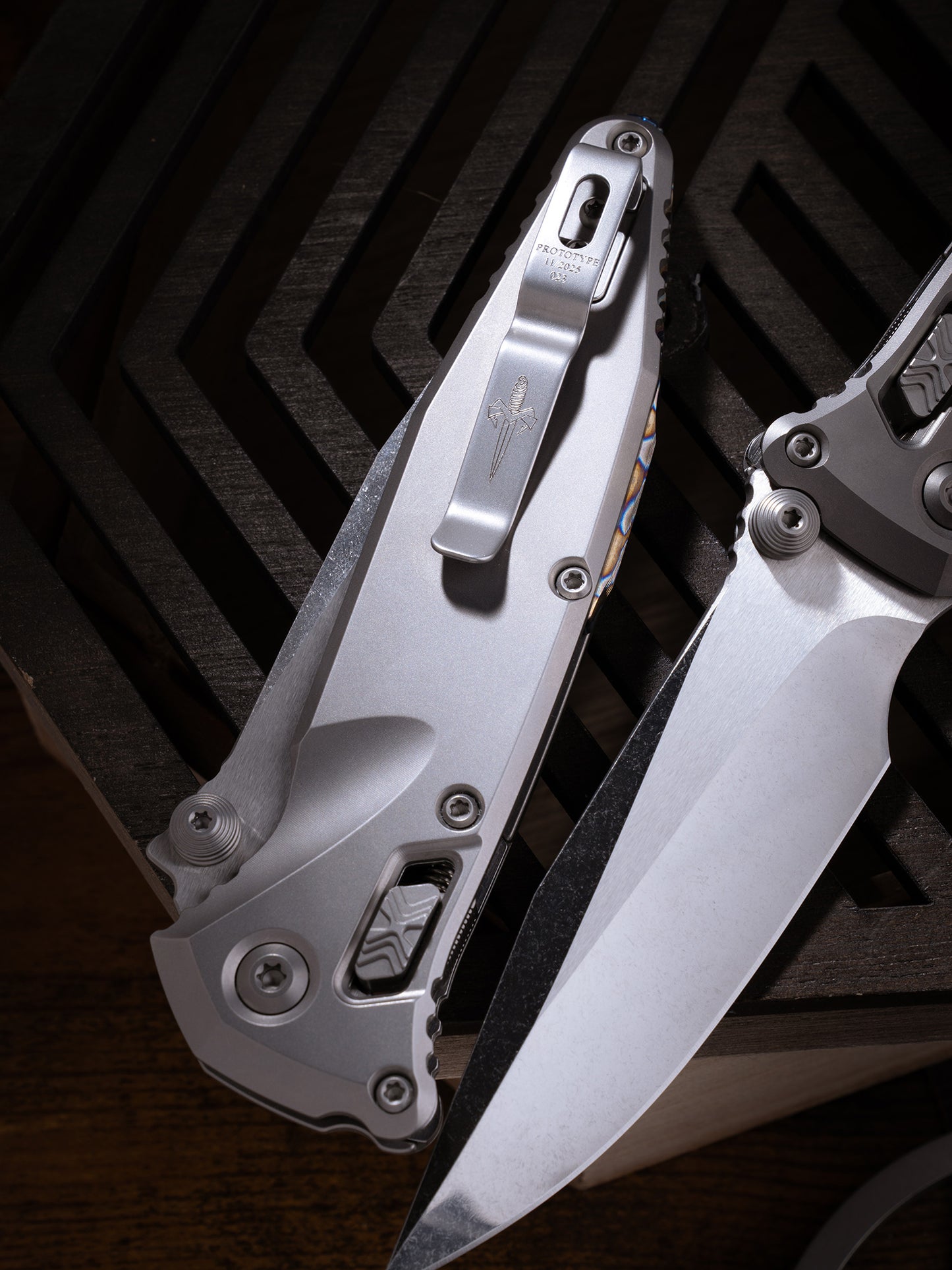 Socom® Elite RAM-LOK™ – Clip Point Cracked Ice Finish Double Vapor Blast Slab Side Titanium w/ Flamed Ti Accent Double Vapor Blast Stainless Prototype