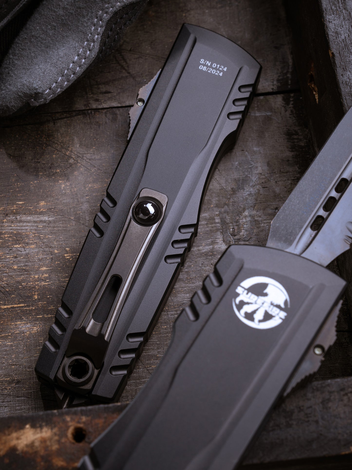 LUMINARY D/E FULL SERRATE DLC SHADOW SIGNATURE SERIES (1270-3DLCTSH)